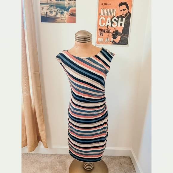 LOFT Dresses & Skirts - LOFT multicolored shift dress